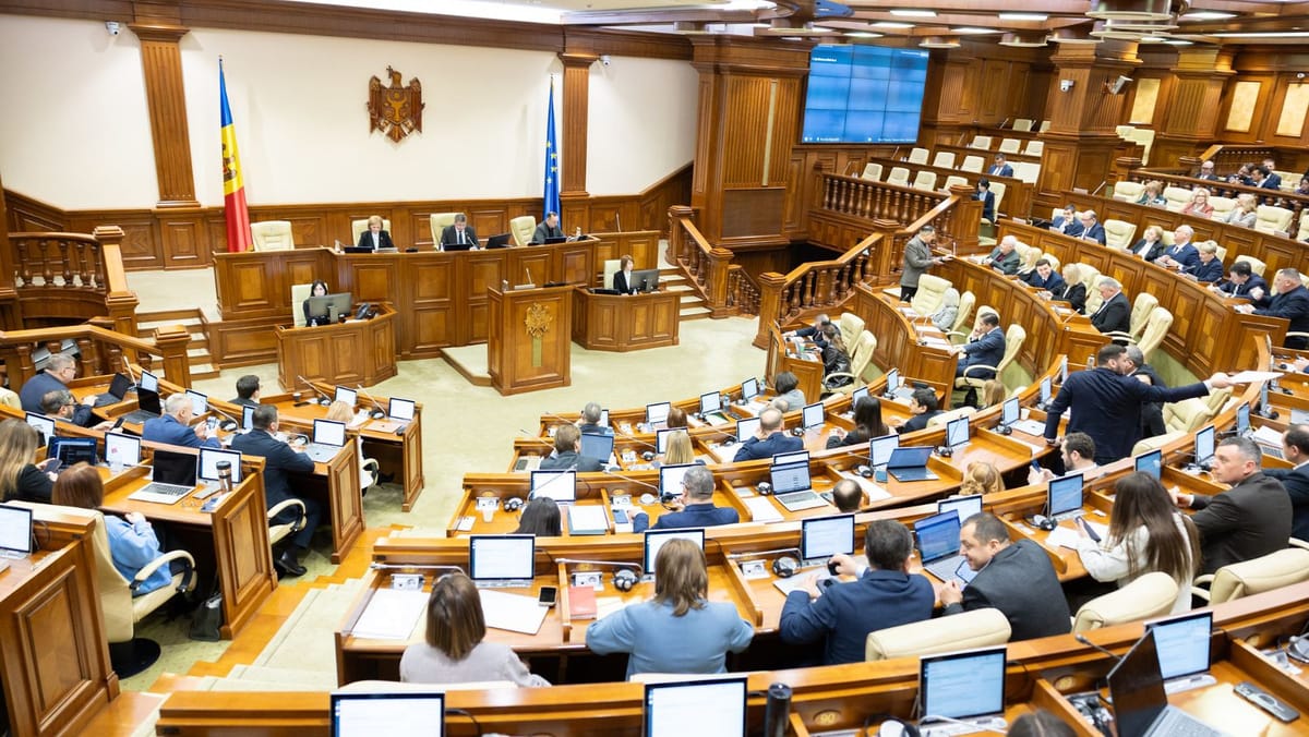 LIVE/ Ședința Parlamentului din 24 aprilie. Deputații discută încetarea stării de urgență în sectorul energetic