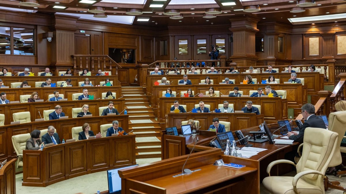 LIVE/ Ședința Parlamentului. Pe agendă – amalgamarea, combaterea drogurilor și eliminarea unor taxe pentru produse din SUA