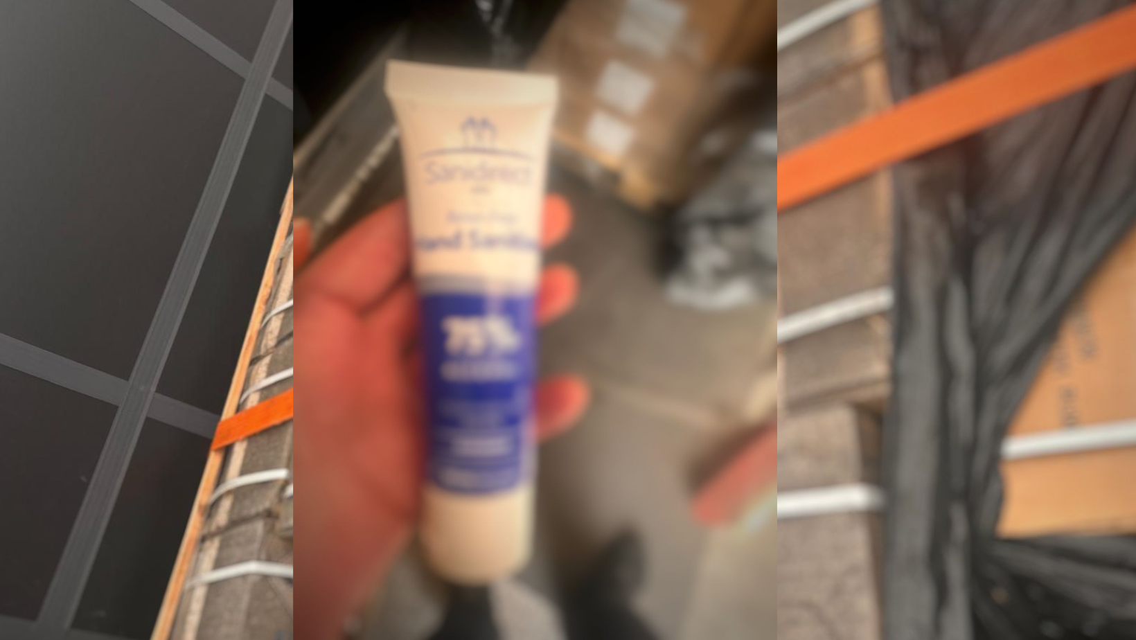 Aproape 15 tone de dezinfectant expirat, oprite la vamă: risc major pentru consumatori