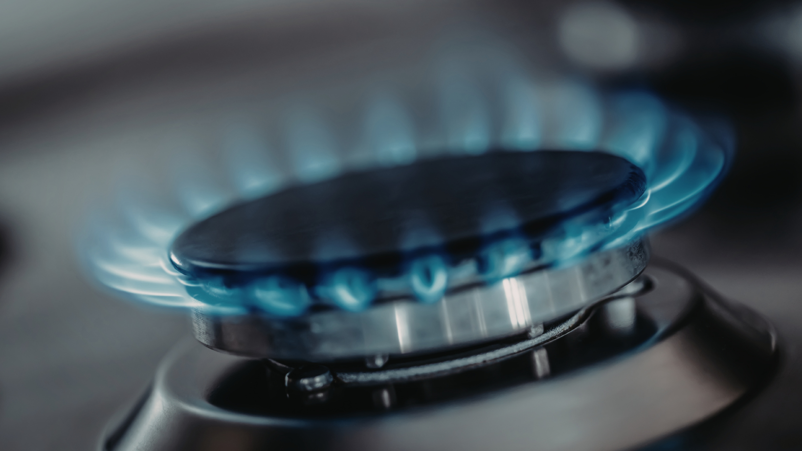 Furnizorii de gaze naturale, obligați să constituie stocuri pentru iarnă până la 1 noiembrie 2026