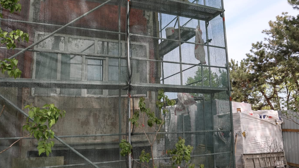 FOTO/ De la consum mare la eficiență: primul bloc din Chișinău reabilitat energetic