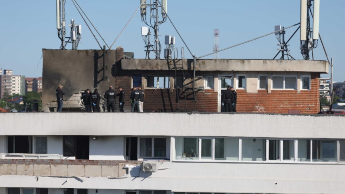 Dronă prăbușită la Galați: locatarii blocului afectat se pot întoarce acasă, structura imobilului nu a fost afectată