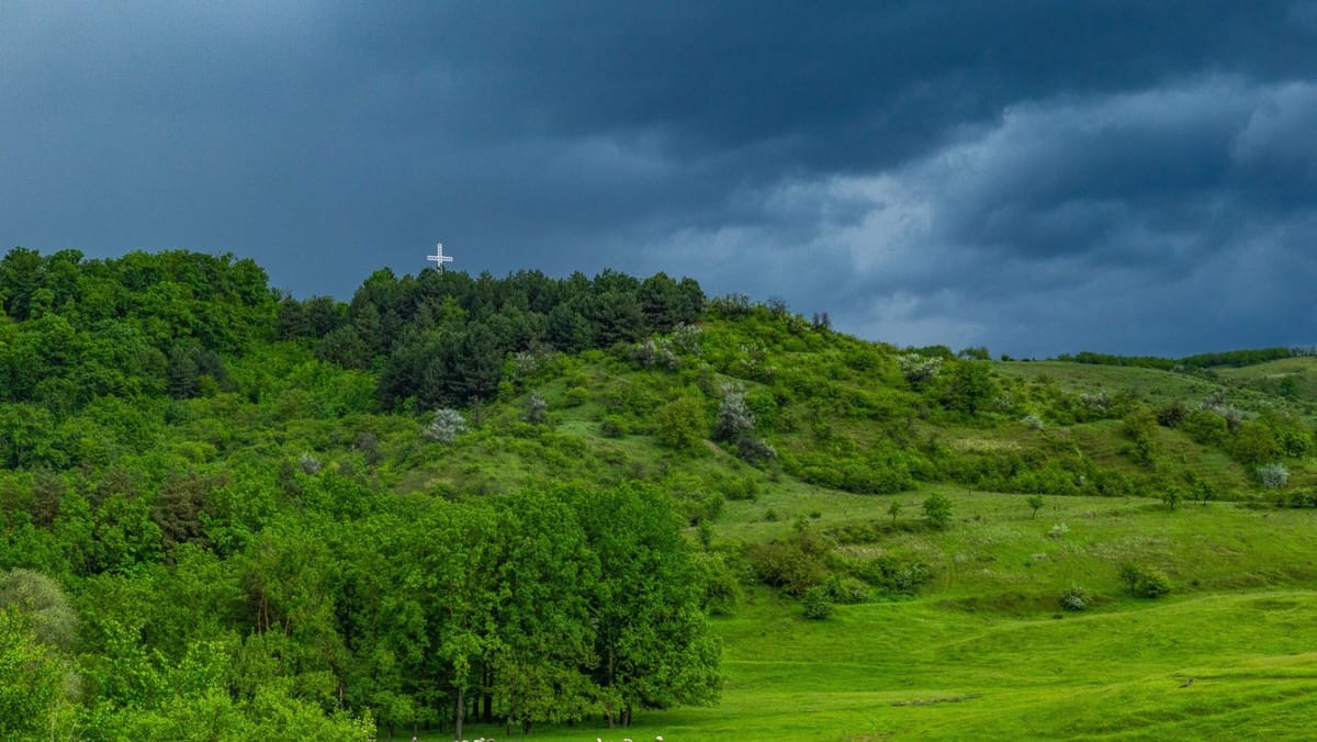 Cod galben de instabilitate atmosferică în toată în R. Moldova. Se așteaptă ploi, grindină și vijelie