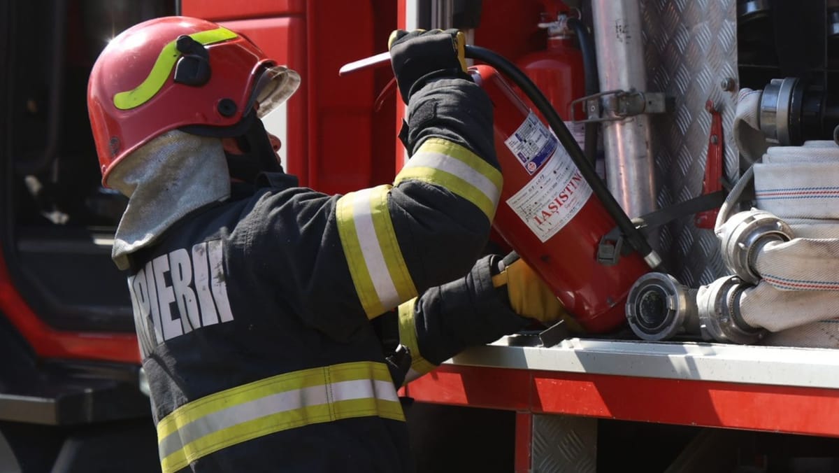 Incendiu pe teritoriul unei case de rugăciuni din raionul Criuleni. Au intervenit patru echipe de pompieri și salvatori