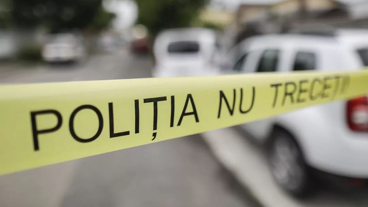 FOTO/ Un bărbat a fost găsit mort în râul Nistru, lângă Doroțcaia. Poliția cere ajutor pentru identificarea acestuia