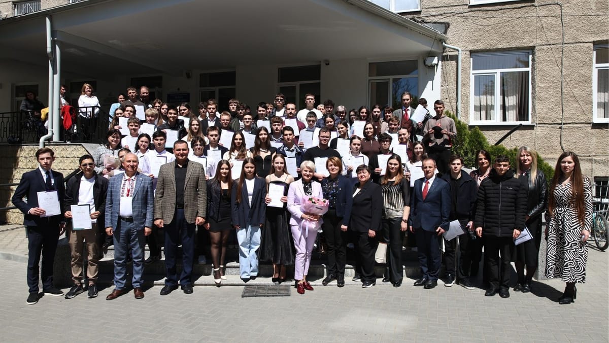 Aproximativ 150 de elevi au participat la Olimpiada Republicană la Geografie. 41 au fost premiați