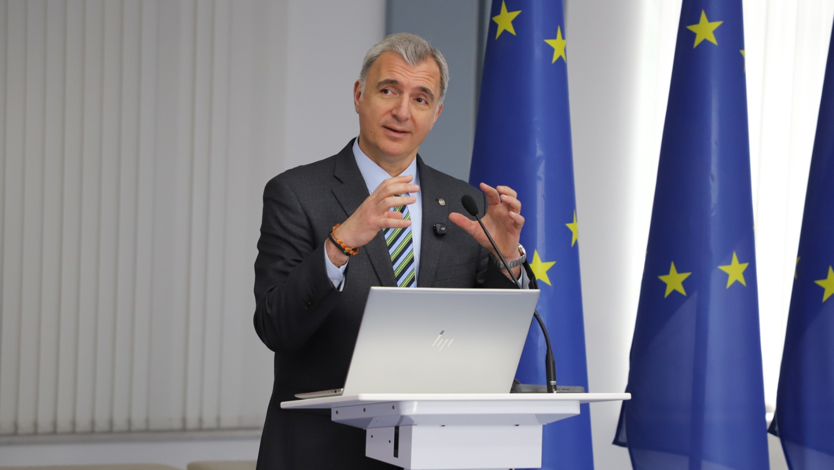 Taxe vamale zero, eliminarea a 20 de acte permisive și noi investiții: Ministerul Economiei lansează programul „Reușim”