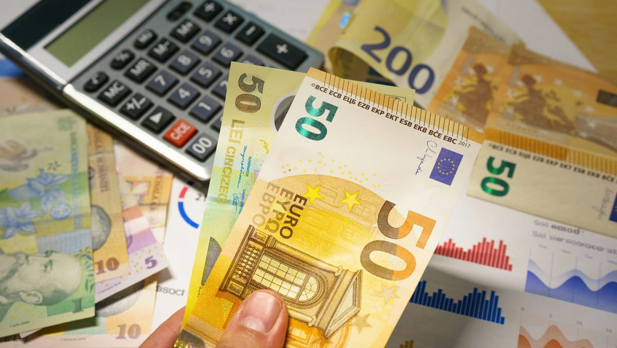 Euro se ieftinește, iar dolarul crește: cursul valutar afișat de BNM pentru 20 mai