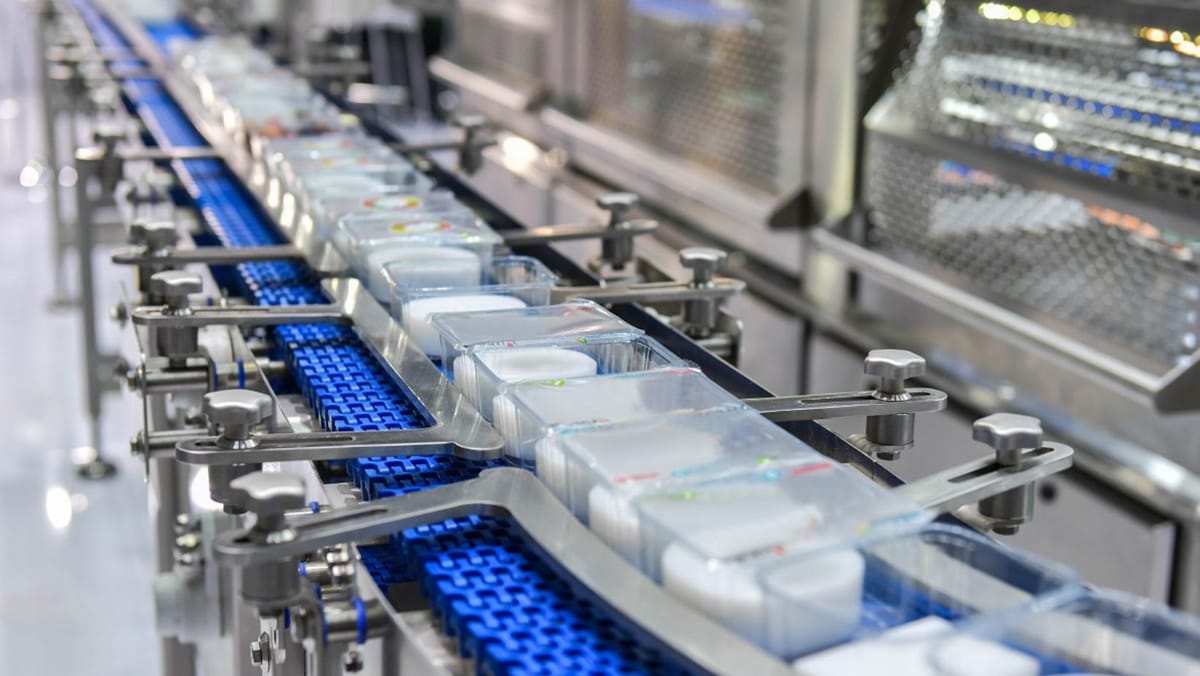BNS: Producția industrială a crescut în primele patru luni ale anului