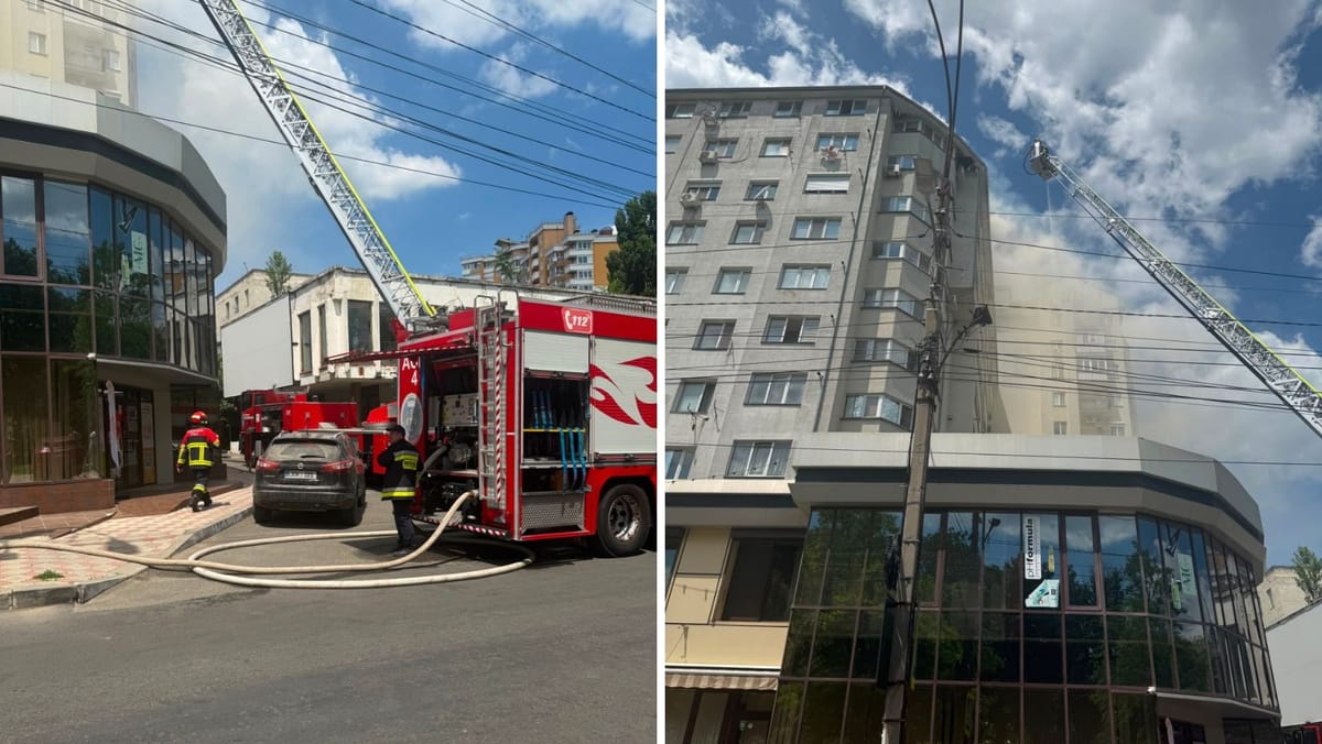 ACTUALIZARE/ Incendiu la mansarda unui bloc din Chișinău. 76 de pompieri intervin deja la fața locului