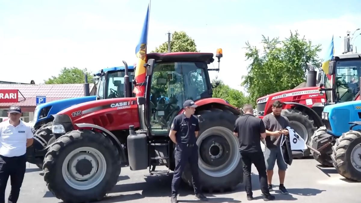 Fermierii suspendă protestele și se retrag de pe trasee. Majorarea TVA la 20% ar putea fi exclusă din politica fiscală?