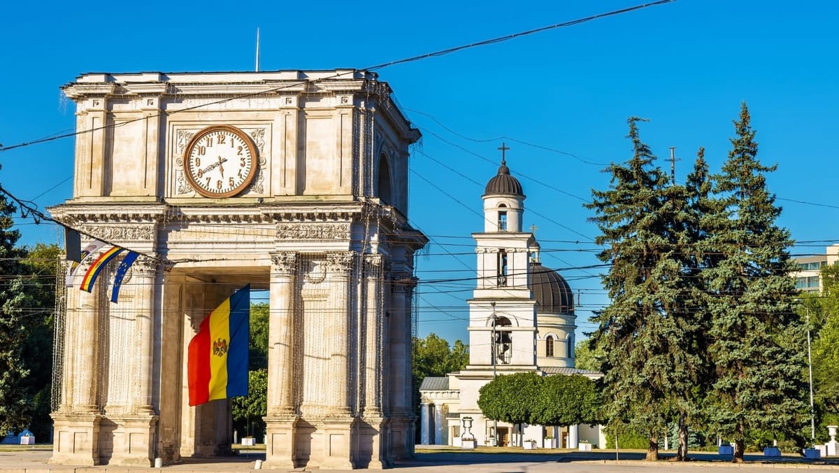 FOTO/ Chișinăul devine în weekend un mare târg în aer liber: festivaluri, produse locale și activități în toate sectoarele