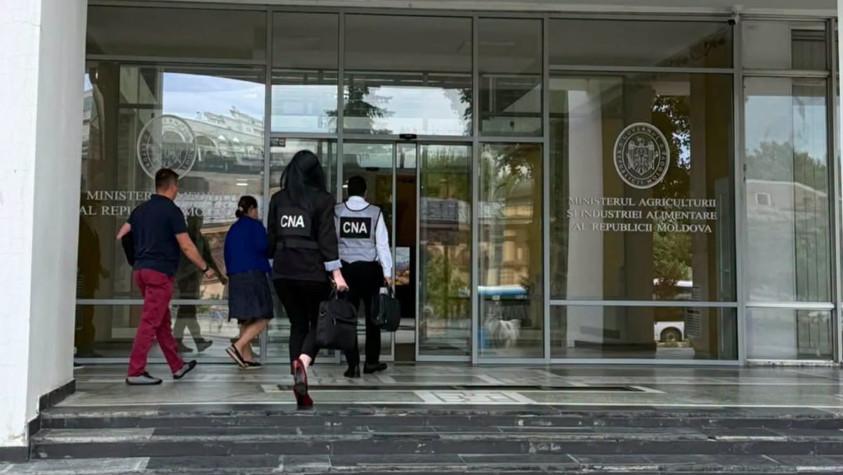 Judecătoria Chișinău reacționează după perchezițiile CNA. Instanța spune că activitatea nu a fost afectată