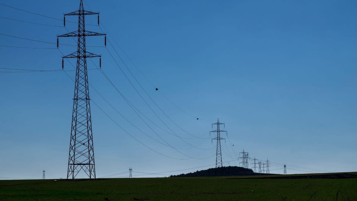 Record pe piața energiei electrice din Republica Moldova: peste 2.100 MWh tranzacționați într-o singură zi