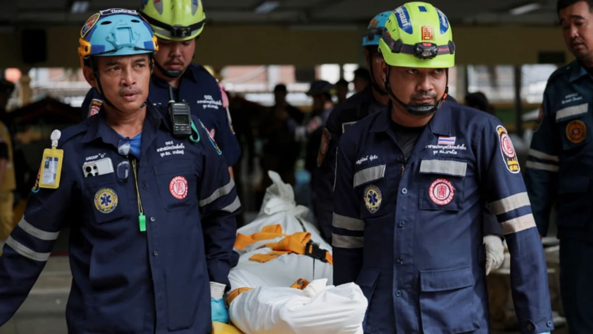 FOTO/ Tragedie în Thailanda! Un minor și-a împușcat mortal bunicii și cel puțin  șapte colegi de școală