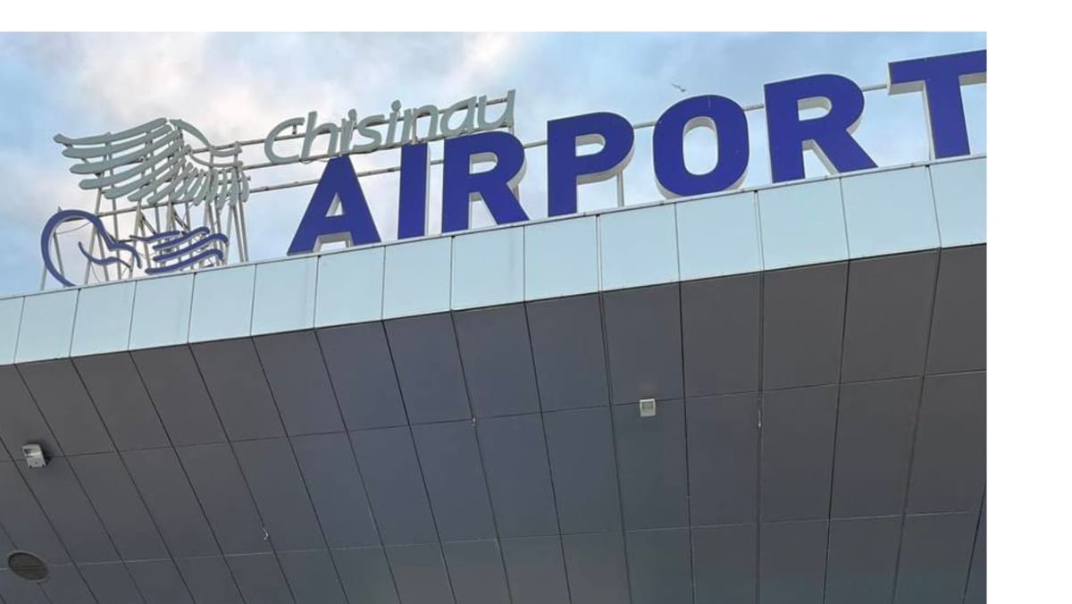 Numărul pasagerilor care au trecut prin Aeroportul Chișinău în iulie a depășit estimările administrației aeroportuare