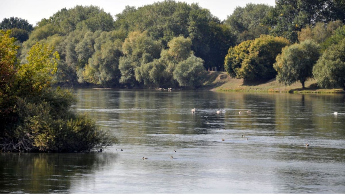 Avertizare hidrologică: Debitul râurilor continuă să scadă până pe 28 august
