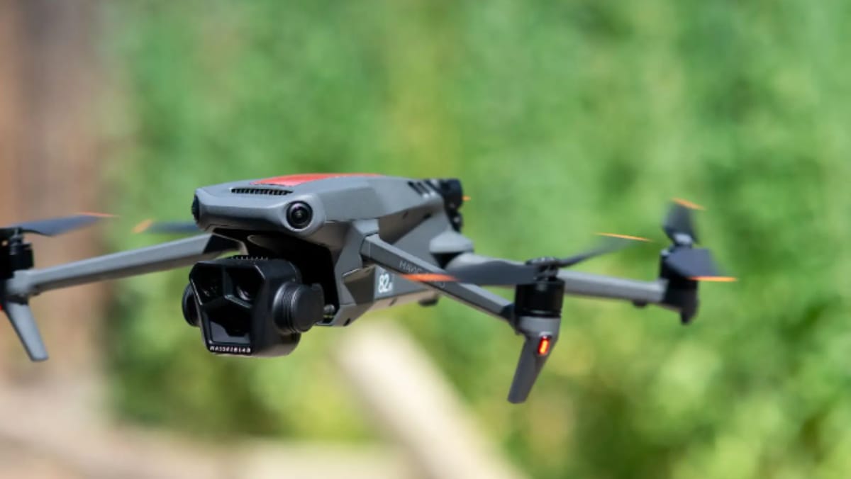Autoritatea Aeronautică Civilă interzice folosirea dronelor pe 27 august