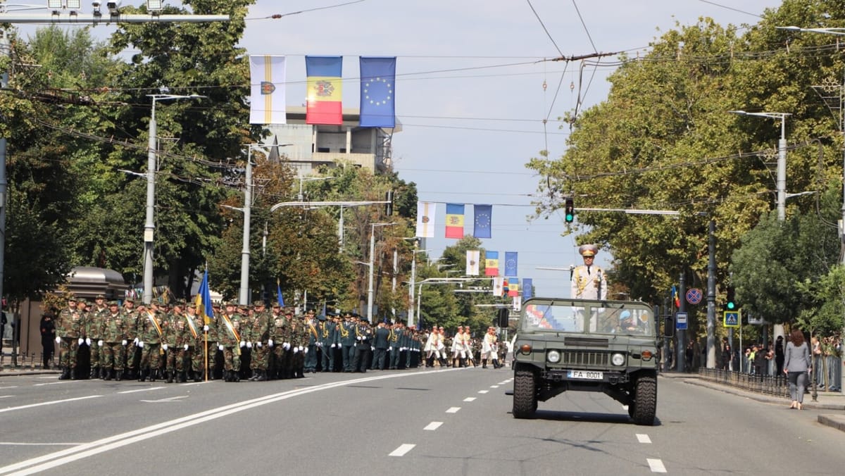 Parada de Ziua Independenței R. Moldova va reuni peste 2.000 de militari, angajați ai mai multor instituții și veterani