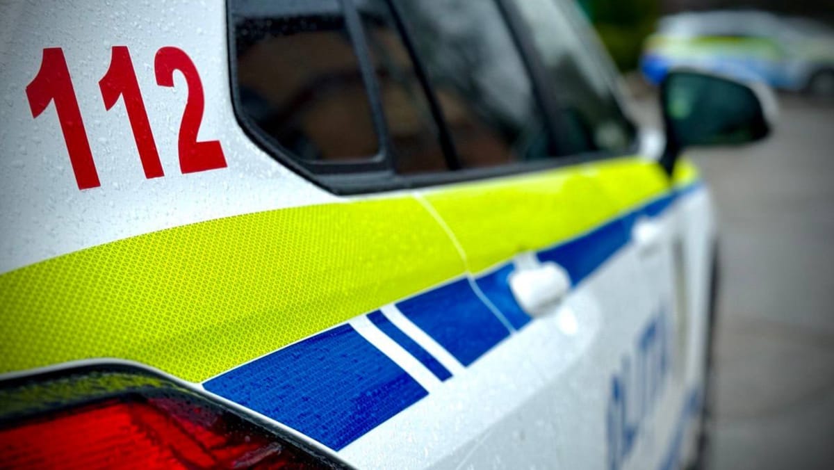 Accident grav pe traseul M5: Un microbuz de rută s-ar fi tamponat cu un automobil, iar o persoană ar fi decedat