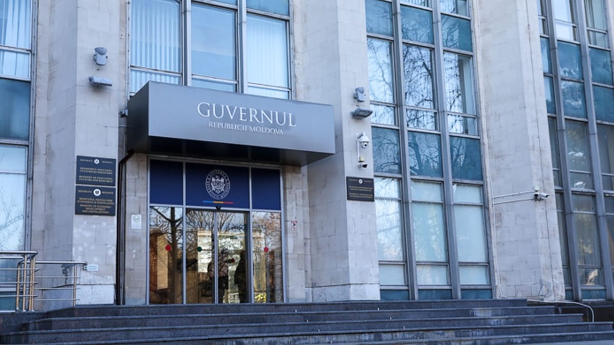 Noua lege a salarizării, amânată sau ba? Guvernul spune că termenul de intrare în vigoare va fi anunțat în zilele următoare