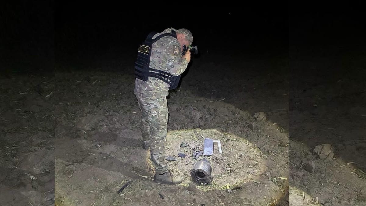 FOTO/ Primele detalii despre drona căzută la Talmaza: motor turbo-reactiv și fragmente de fibră de sticlă