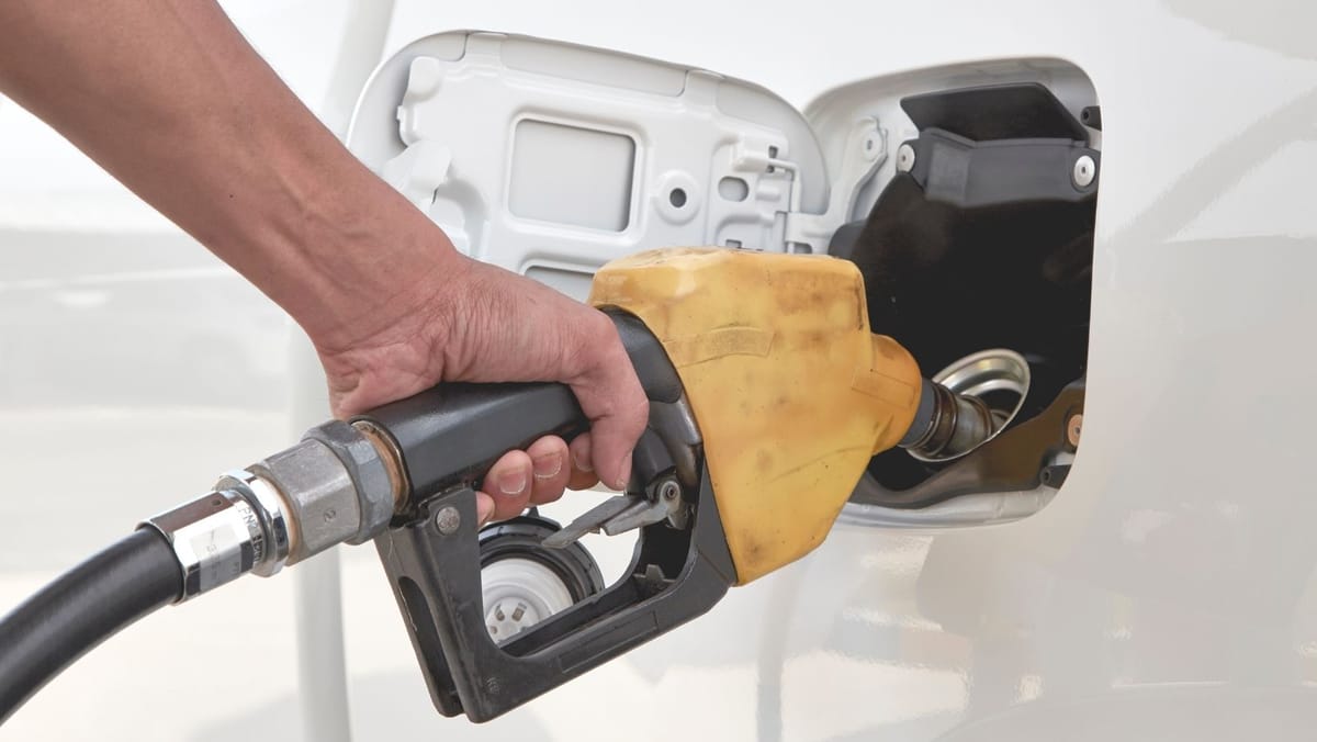 Motorina se apropie de 32 de lei per litru. ANRE anunță noi prețuri la carburanți