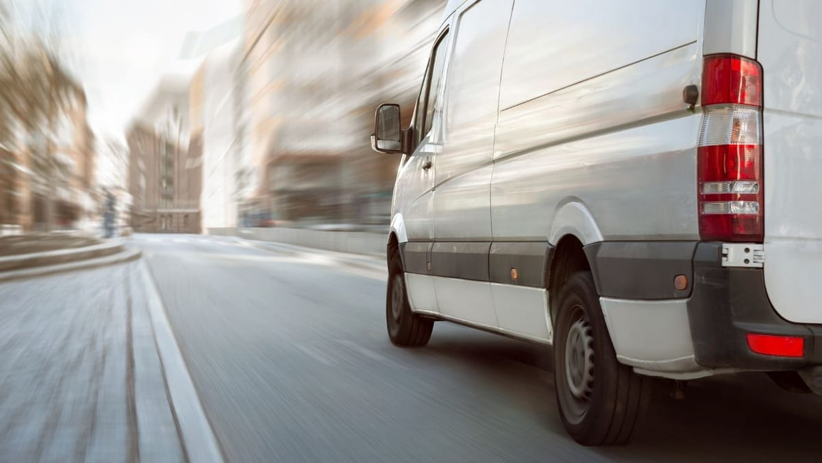 Transportatorii de mărfuri periculoase, avertizați de ANTA după depistarea mai multor încălcări