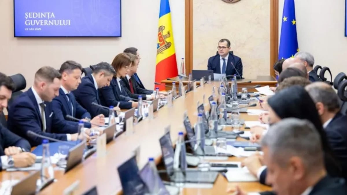 Tofan cere mai multă cumpătare la deplasările peste hotare ale miniștrilor și secretarilor de stat: „Avem de lucru acasă”