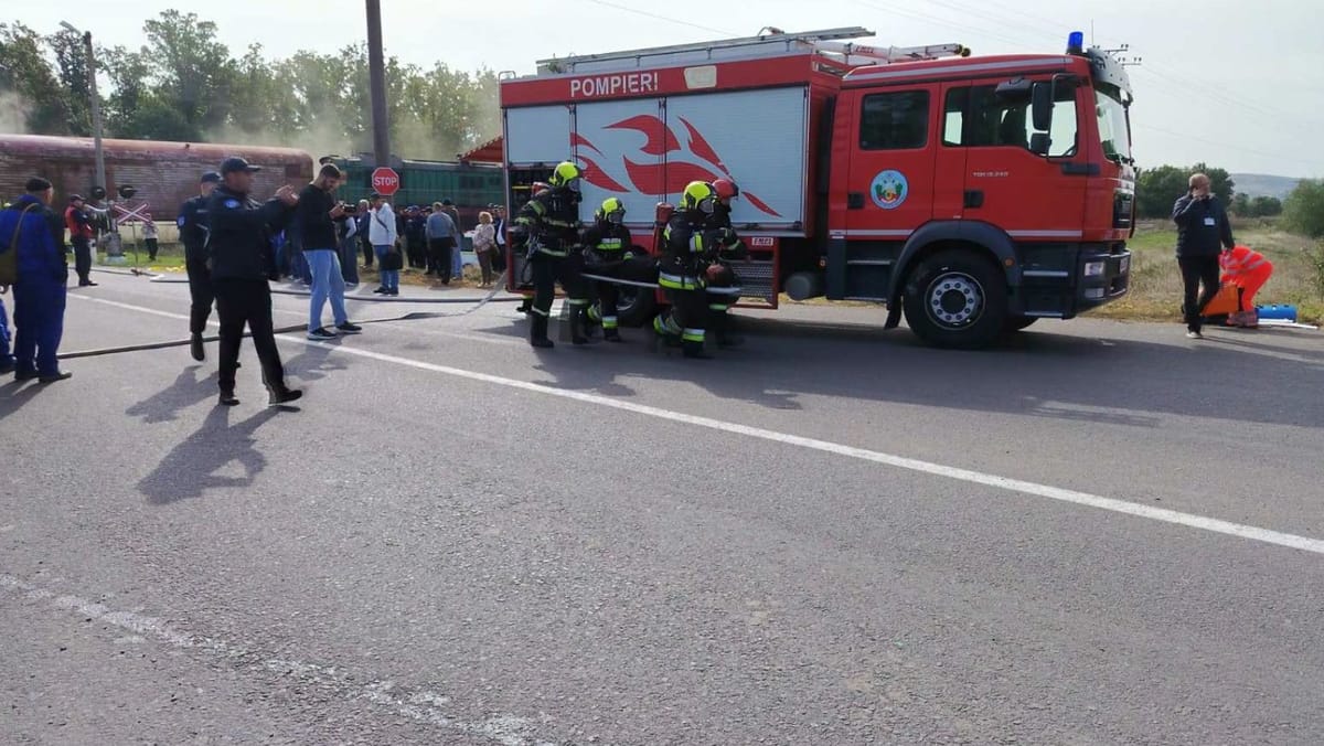 FOTO/ Aplicații de protecție civilă la Căușeni. Salvatorii au simulat intervenții după un cutremur