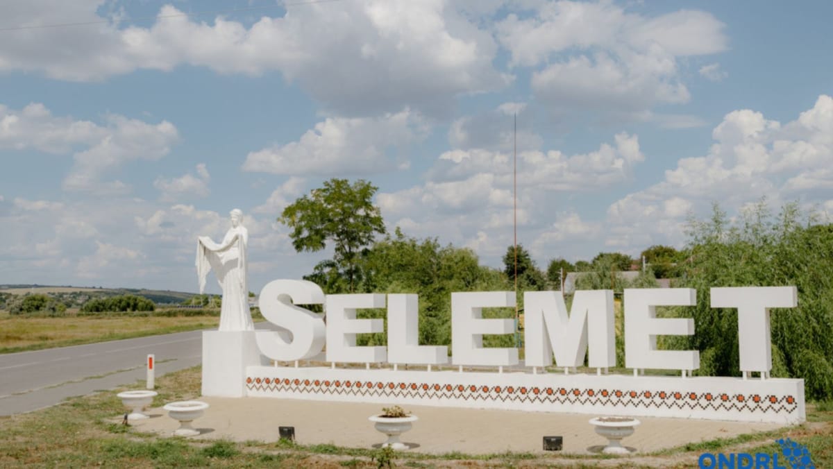 FOTO/ Selemet se modernizează cu bani de la stat. Apă, iluminat și drumuri mai bune pentru locuitori