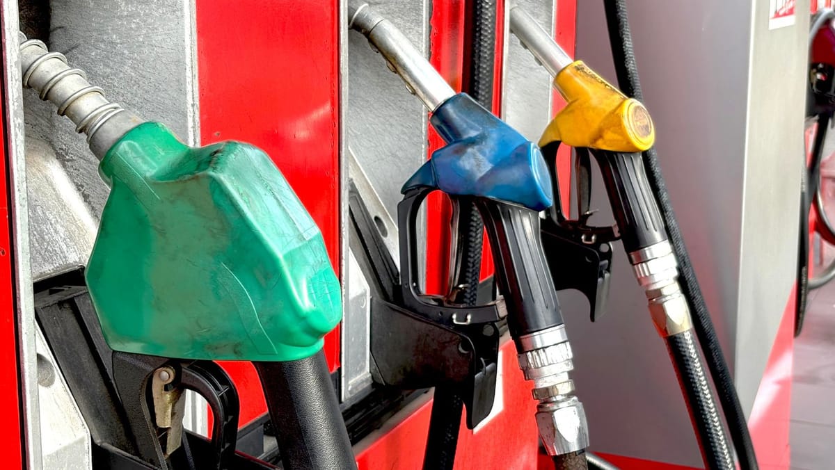 Motorina trece pentru prima dată de 35 de lei litrul. ANRE explică scumpirea prin criza din Orientul Mijlociu