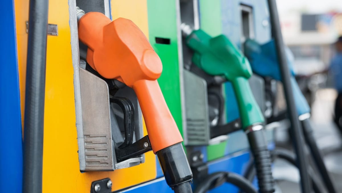 Stocurile de carburanți cresc: motorină pentru 10 zile și benzină pentru 12. Doar 21 de stații mai raportează lipsuri
