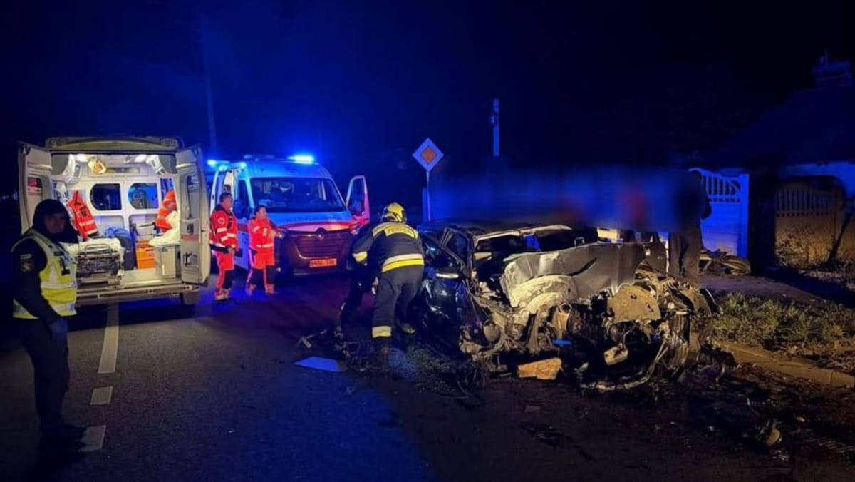 Un bărbat a murit într-un accident produs lângă Onești. Alte două persoane au fost rănite