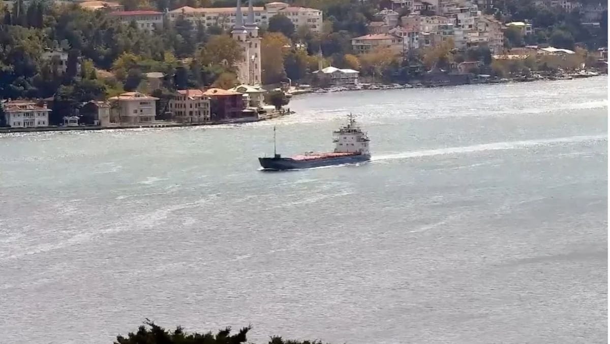 Încă o navă comercială, atacată cu trei drone în Marea Neagră, în apropierea Bulgariei. Vasul se îndrepta spre Constanța