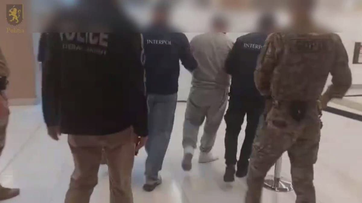 VIDEO/ SUA au extrădat un moldovean căutat internațional pentru o escrocherie în proporții deosebit de mari
