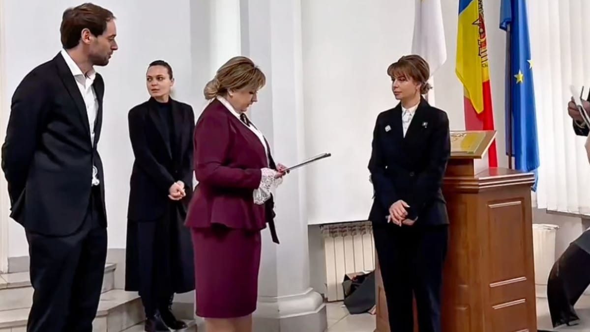 Revenire cu scandal la Primăria Chișinău. Irina Gutnic nu a fost lăsată să intre în birou