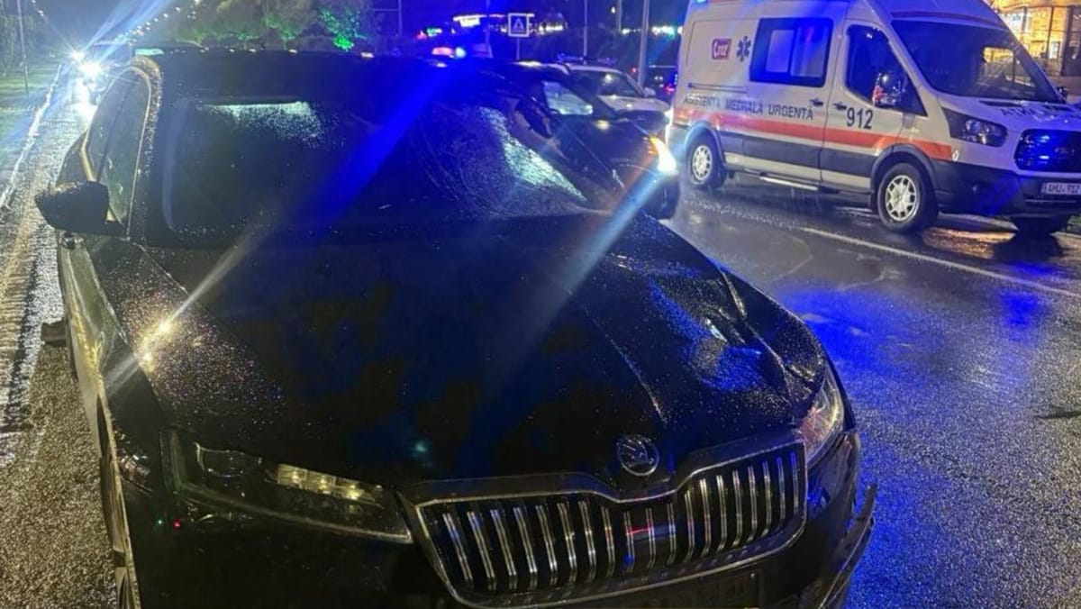 Tragedie pe bulevardul Dacia din Chișinău. Un pieton a murit, iar șoferul care l-a lovit a fugit