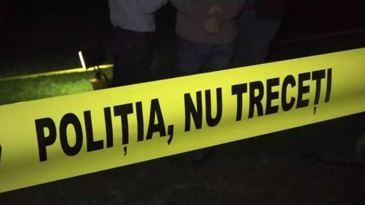 O femeie ar fi fost lovită mortal cu obiecte contondente de un vecin. Suspectul, reținut la Florești