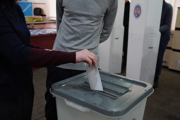 În perioada electorală, sondajele de opinie privind preferințele politice ale alegătorilor vor fi autorizate de CEC