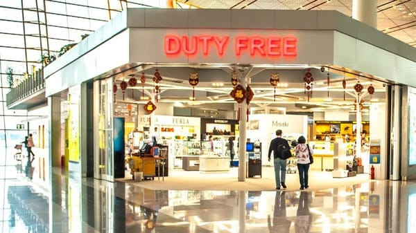 Fără magazine duty-free în aeroportul din Chișinău. Ministrul Economiei: „Au zile numărate”. Ce urmează