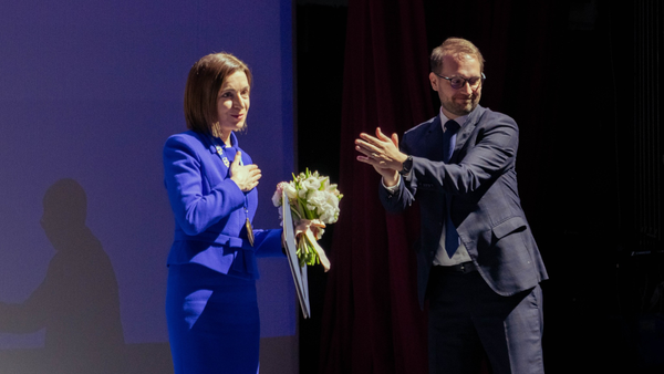 Deputată PAS, despre premiul de 30 de mii de euro oferit Maiei Sandu: Legea nu permite acest lucru