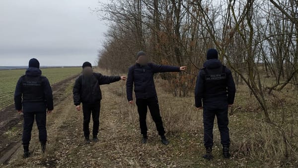 Un tată și fiul său din Ucraina au ajuns ilegal în R. Moldova. Ce au declarat polițiștilor de frontieră