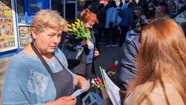 Mai mulți comercianți stradali din apropierea Pieței Centrale s-au ales cu procese verbale