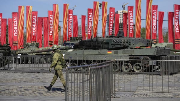 VIDEO/ Moscova a organizat o expoziție de blindate occidentale capturate în războiul din Ucraina