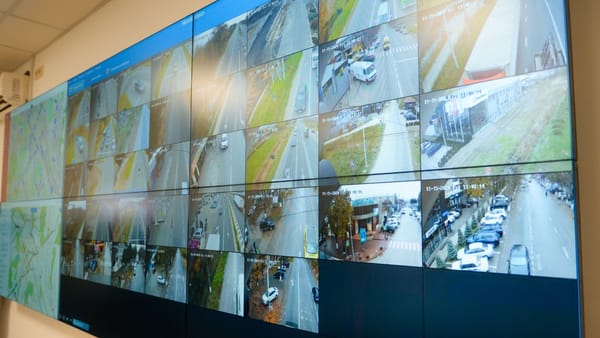 VIDEO/ Cum funcționează Centrul de monitorizare a traficului din municipiul Chișinău