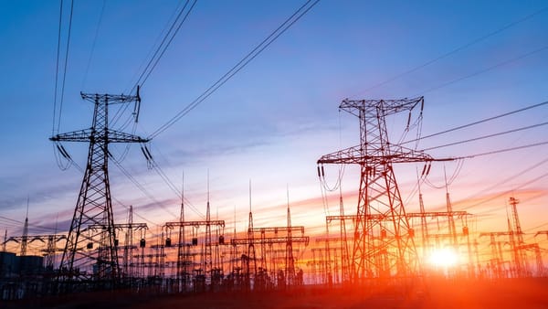 Guvernul a aprobat Regulamentul și Planul de acțiuni anticriză în sectorul energiei electrice