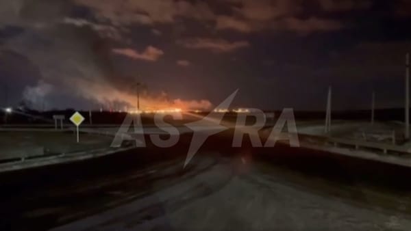 Atac cu drone și rachete în regiunea Rostov: Un incendiu a izbucnit la o rafinărie de petrol din Novoșahtinsk
