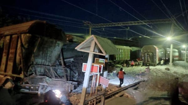 Accident feroviar în regiunea rusă Murmansk: Doi oameni au murit și 31 au fost răniți