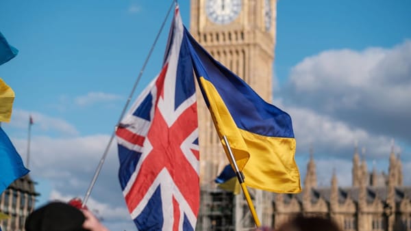 Londra va oferi Kievului un nou pachet de ajutor militar, în valoare de 225 de milioane de lire sterline